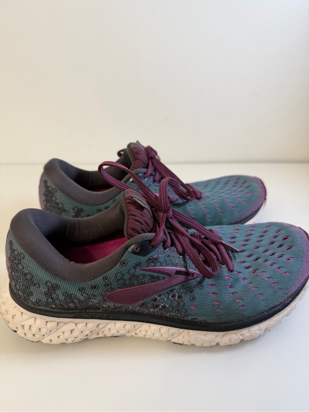 Brooks Women's Glycerin 17 Running Shoes in Teal and Plum Size 8.5